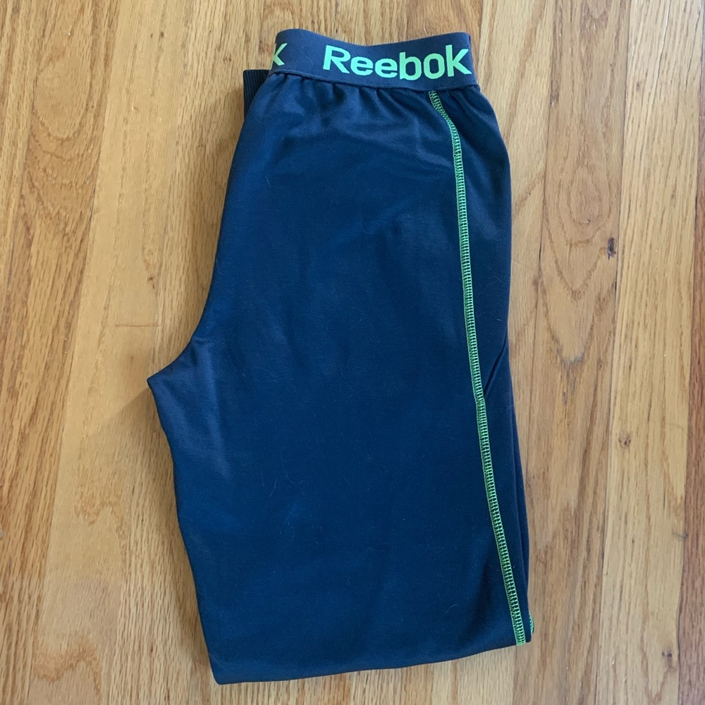 Reebok Boys’ Active Vertical Logo Jogger, Sz Md